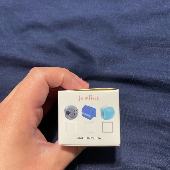 🟣🟣Jawline Chin Men & Women Exerciser Jaw Shaper - Picture 8 of 16